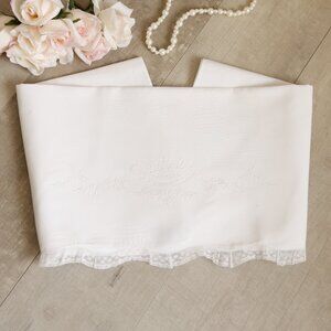 White Heirloom Blanket vintage Lace Feltman Brothers